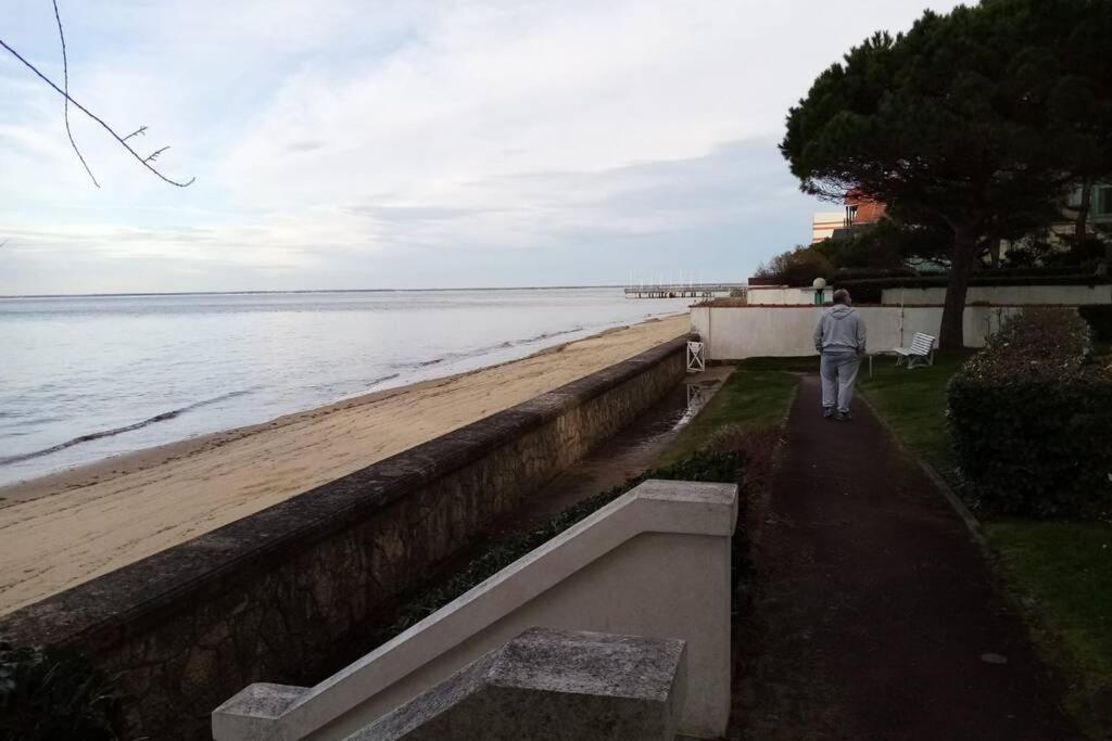 Appart Sur La Plage Pied Dans L Eau Avec Terrasse Jardin Vue Sur Le Bassin Depuis La Terrasse , Parking 아르카숑 외부 사진