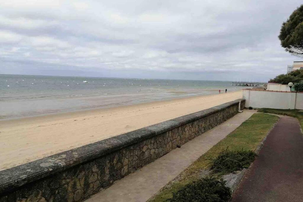 Appart Sur La Plage Pied Dans L Eau Avec Terrasse Jardin Vue Sur Le Bassin Depuis La Terrasse , Parking 아르카숑 외부 사진